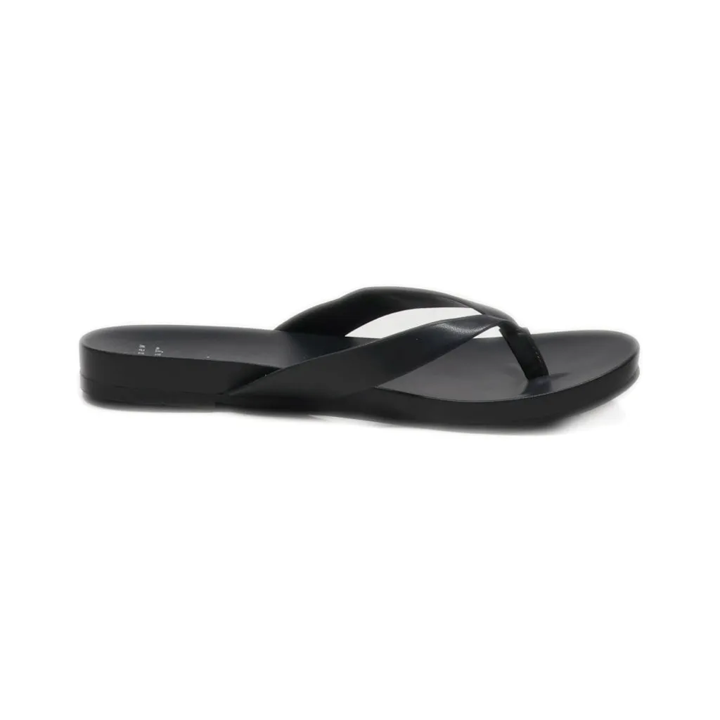 A New Day Flip Flops Fabric Black Colour For Women