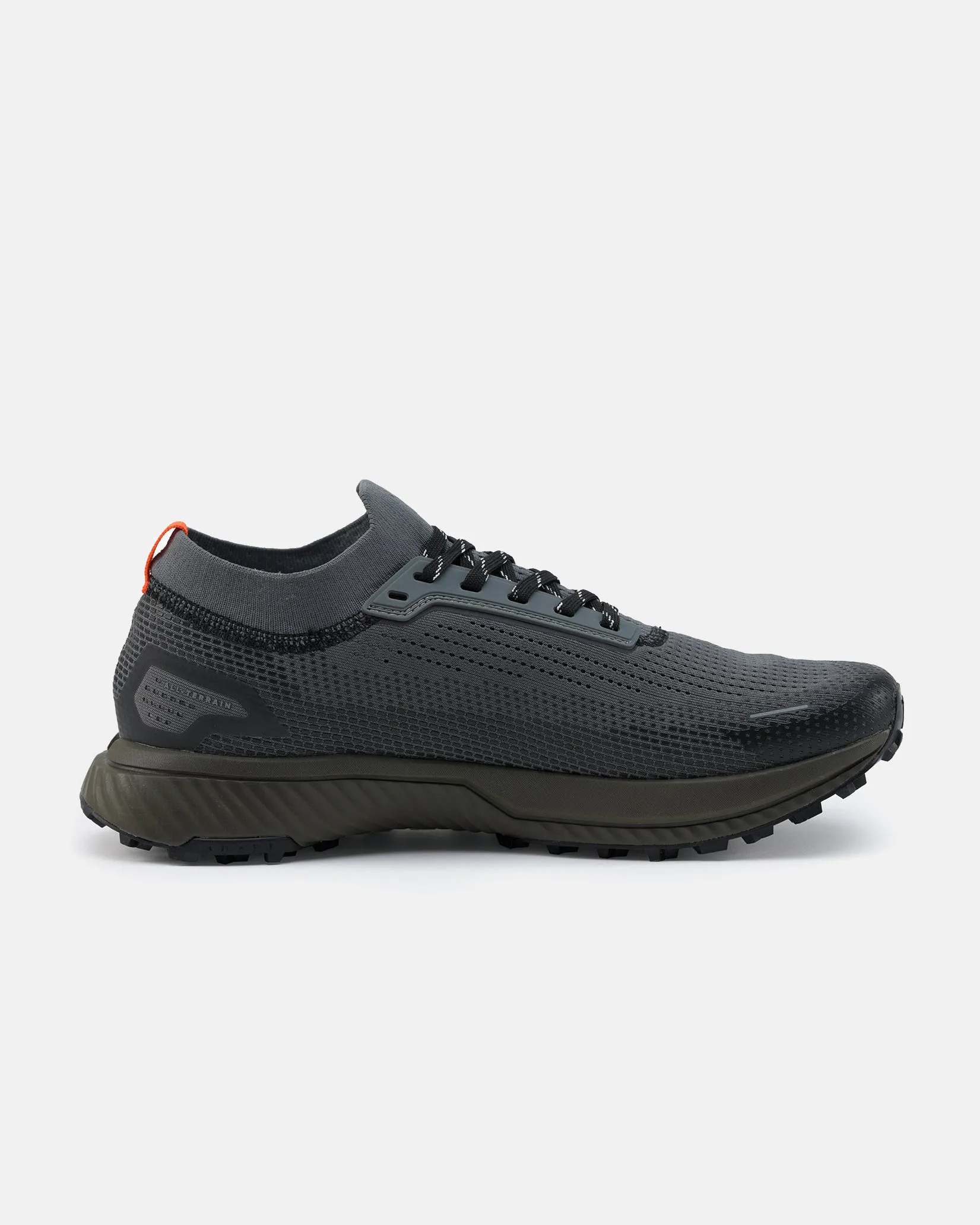 Flux Adapt Trail Runner