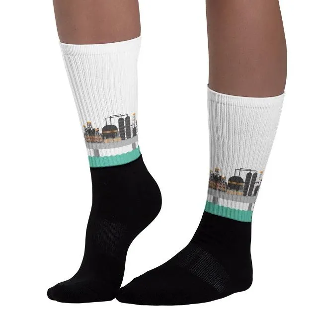 Fun Oil Rig Platform Unisex Socks