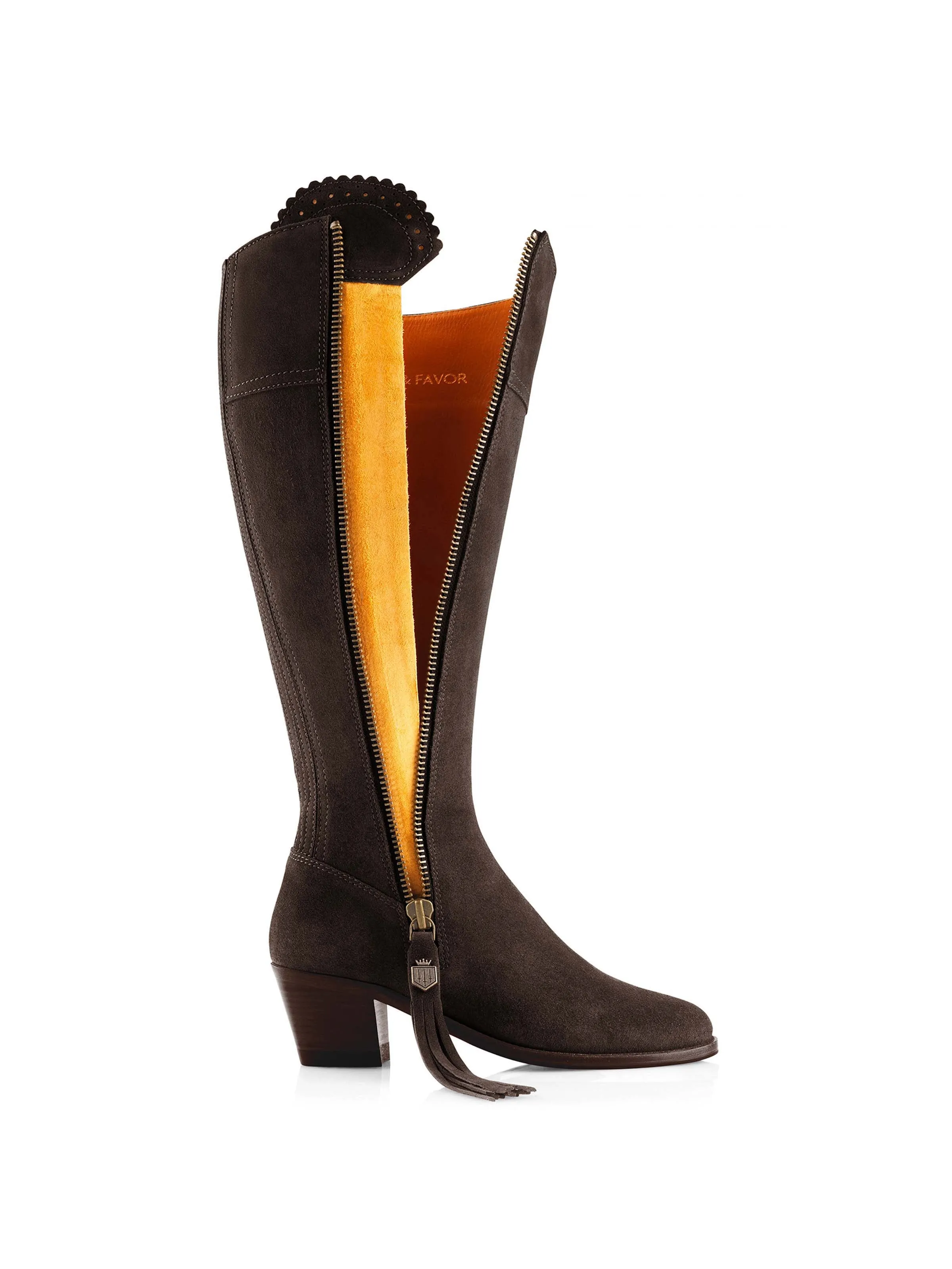 Heeled Regina (Sporting Fit) - Chocolate Suede