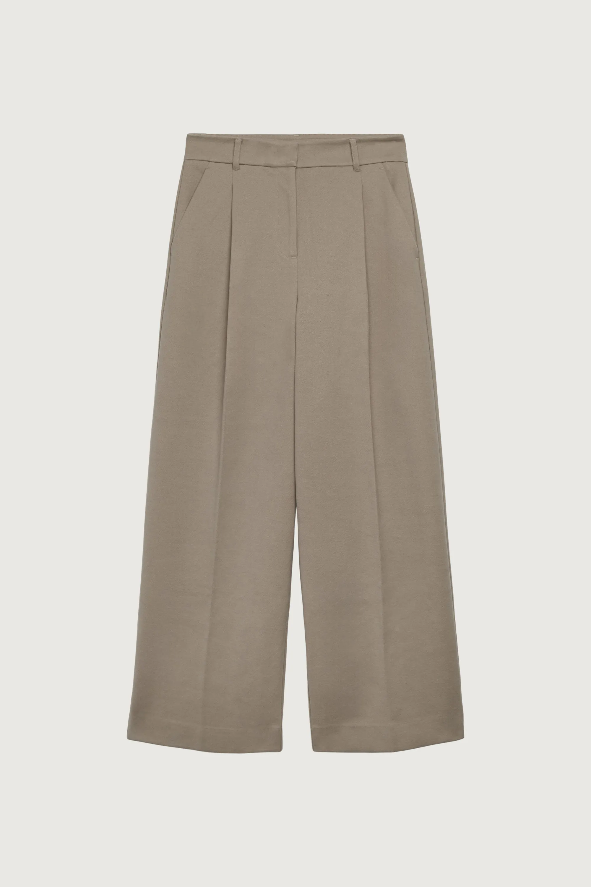 HIGH-RISE STRAIGHT LEG TROUSER WITH PLEATS