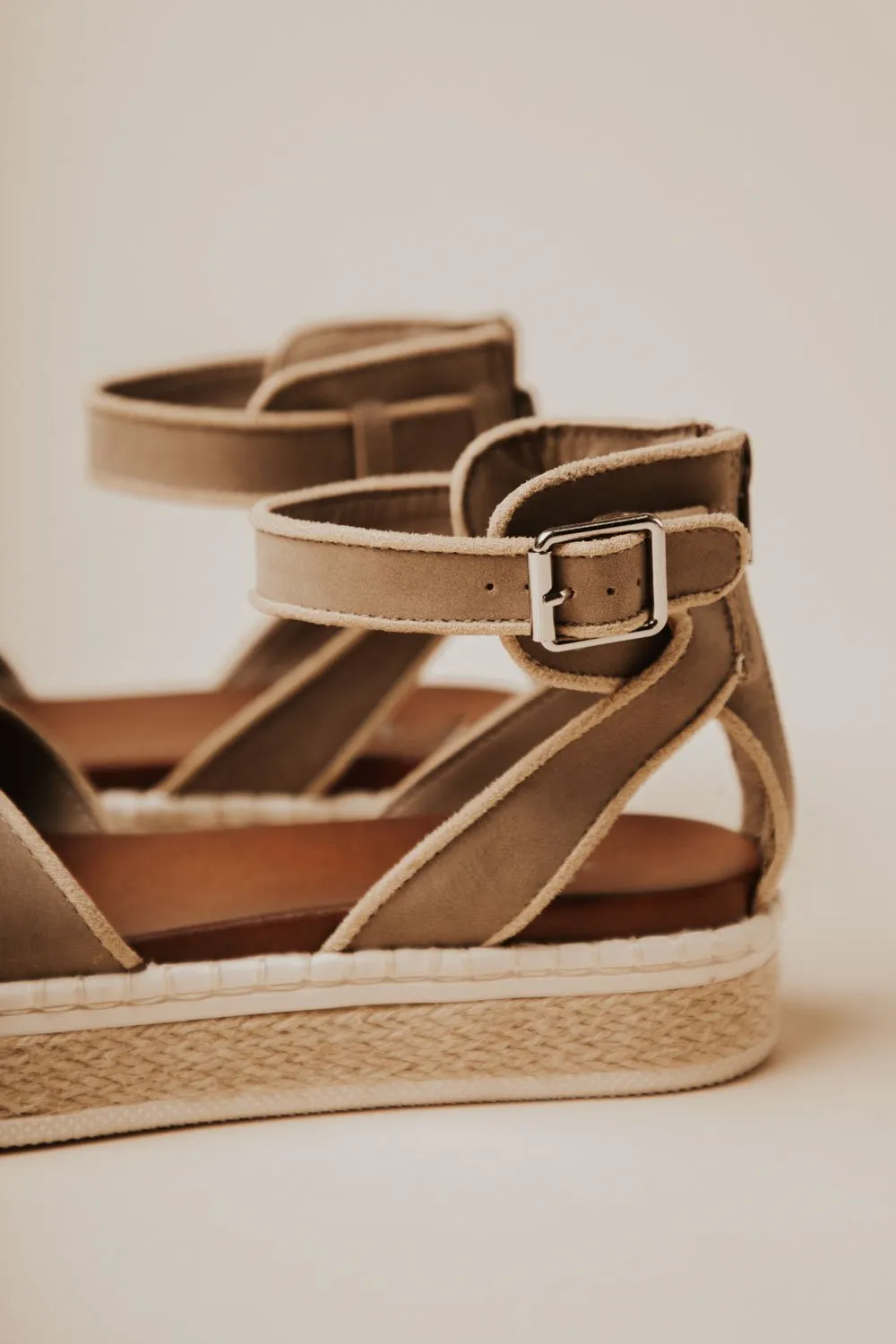 MIA Vita Platform Espadrille Sandals