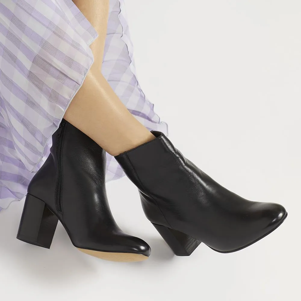 Neptune Heeled Ankle Boots - NEPTUNE3 / 319 206