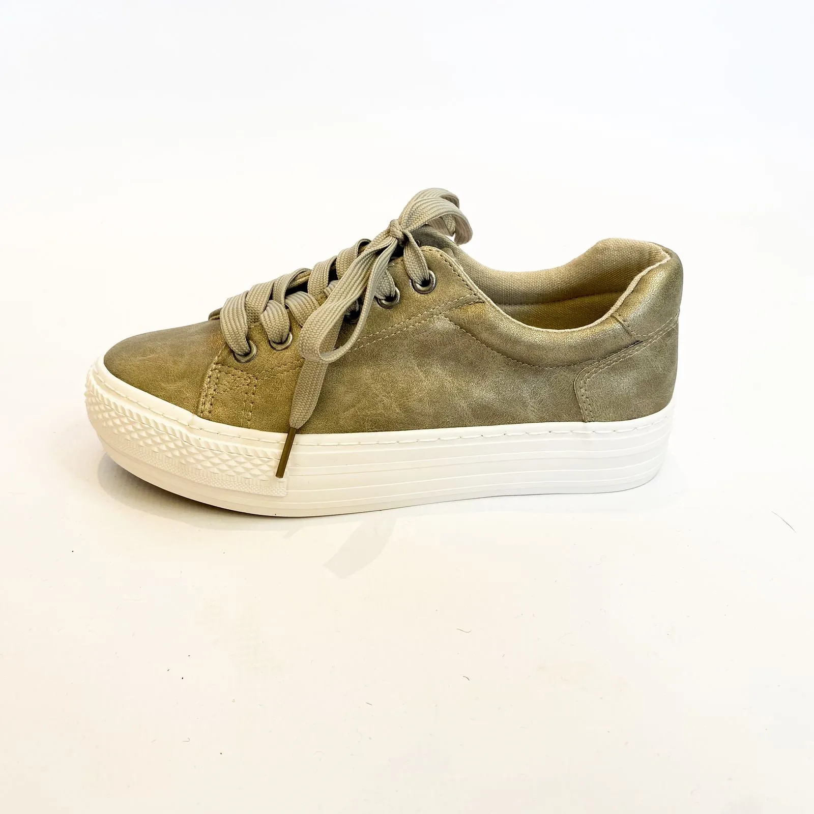 Savoy pewter laceup sneaker