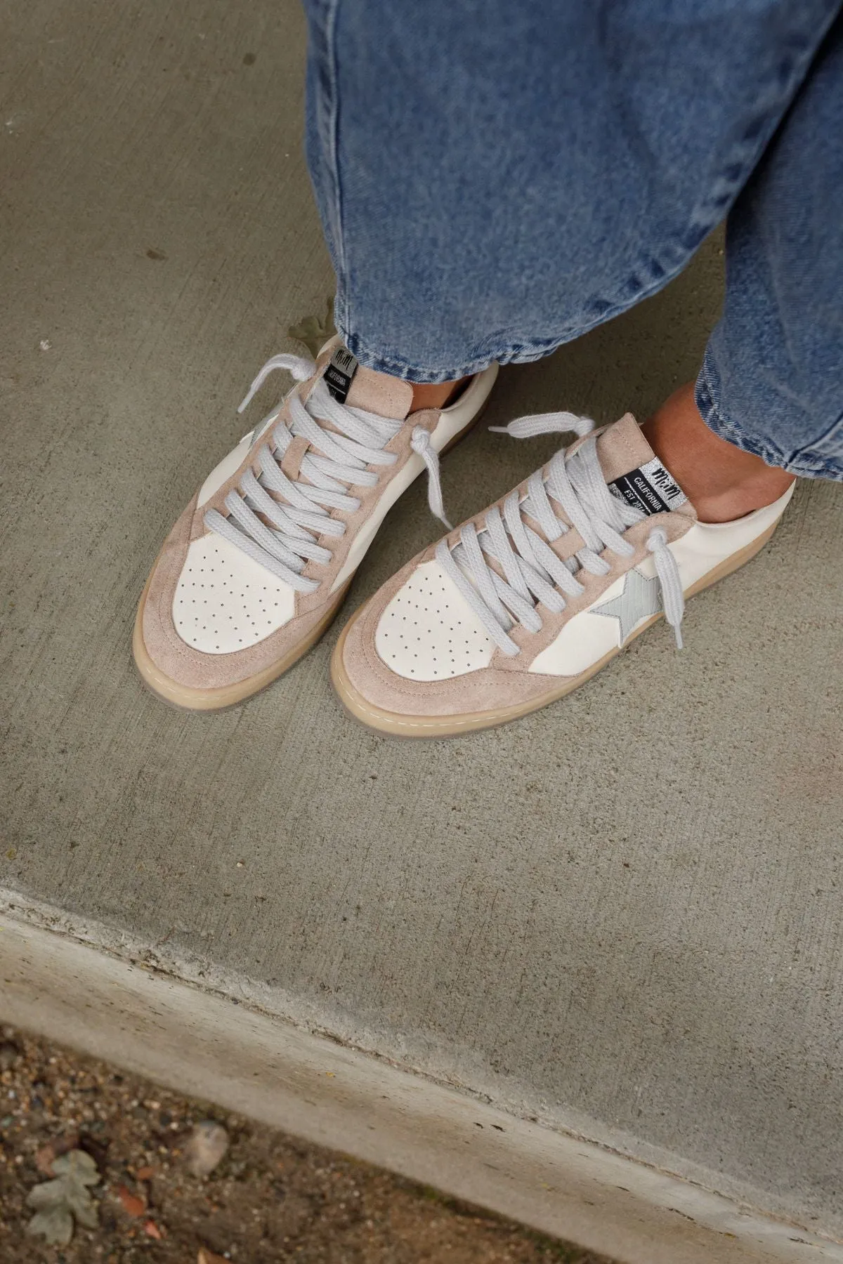 Supernova Sneakers - Taupe