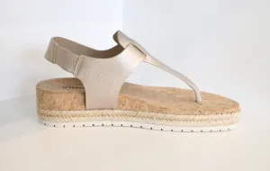 Vince - Flint Platform Thong Sandals in Moonstone